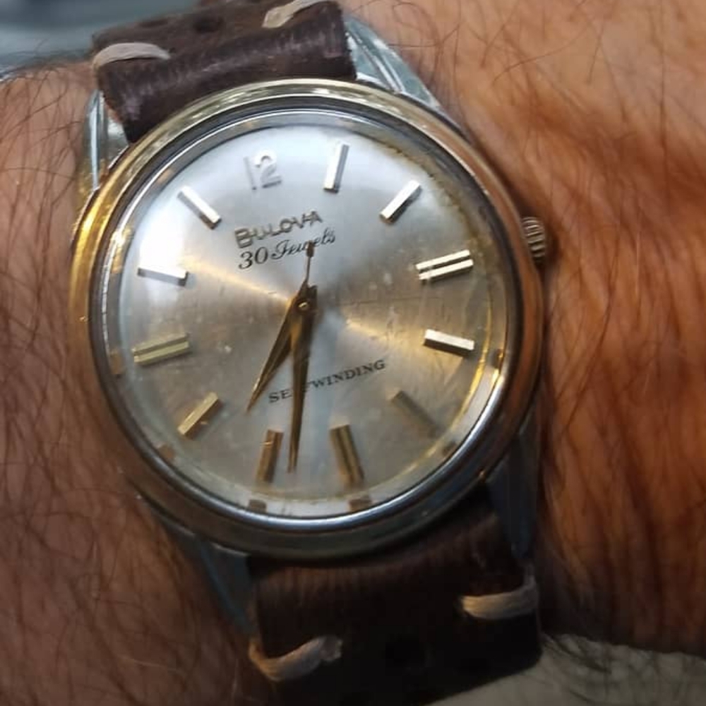 1963 Bulova 40 Jewel Automatic 14kt Gold Bezel